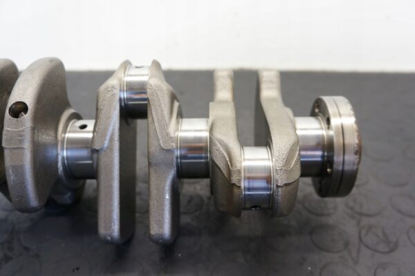 WAŁ KORBOWY TOYOTA YARIS III AYGO II C1 107 1,0 VVTI 1KR-B52 NOMINAŁ