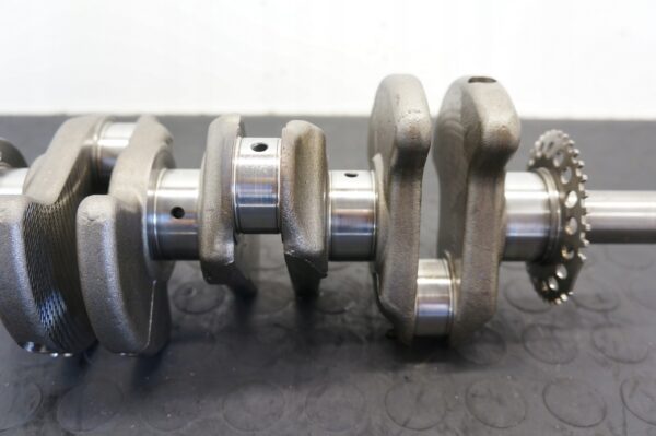 WAŁ KORBOWY TOYOTA YARIS III AYGO II C1 107 1,0 VVTI 1KR-B52 NOMINAŁ