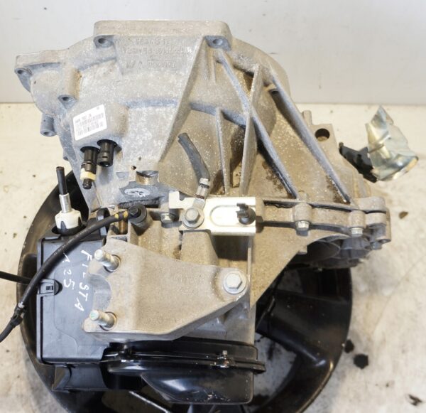SKRZYNIA BIEGÓW FORD FIESTA 1.25 8A6R7002JN