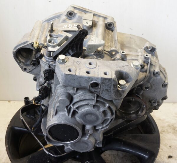 SKRZYNIA BIEGÓW AUDI Q3 2.0 TDI QQN