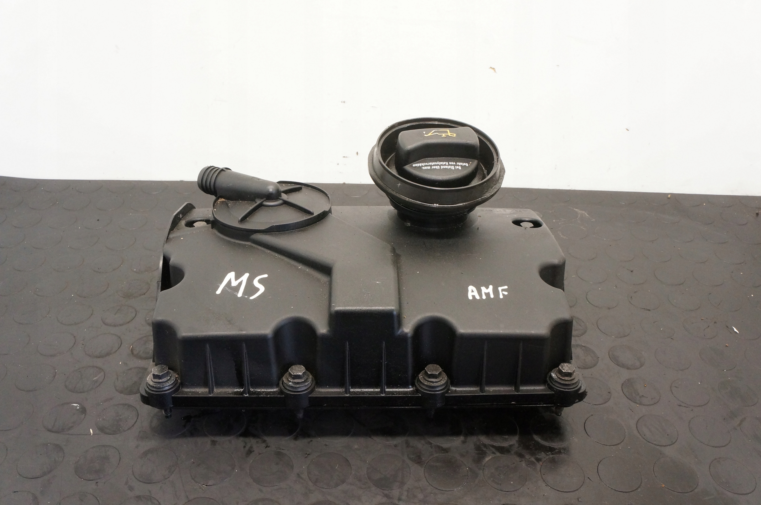 17755724073-69691108297ee POKRYWA ZAWORÓW POLO IBIZA 1,4TDI 045103469