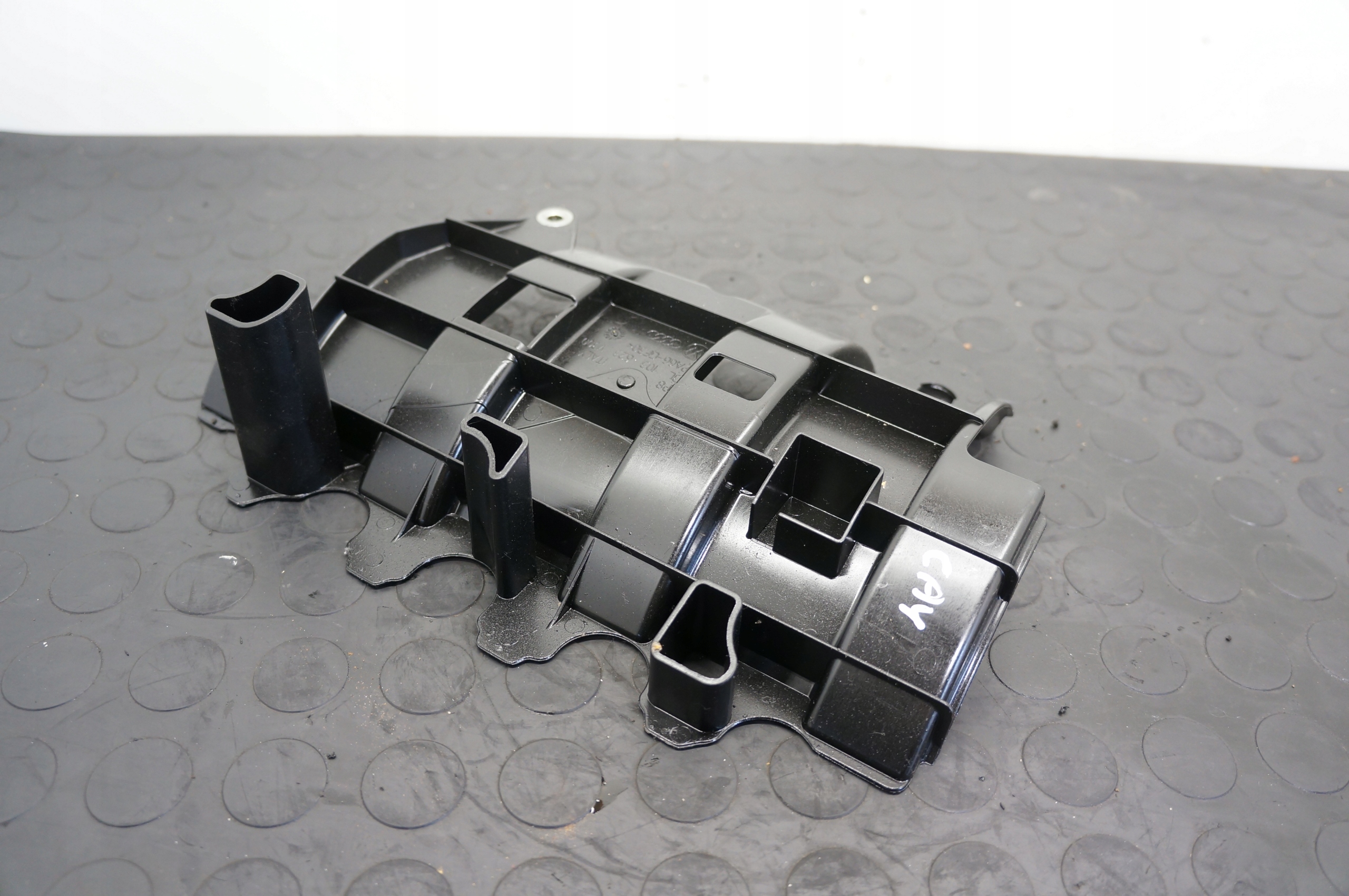 WKŁAD MISKI VW GOLF VI A3 1,6 TDI 03L103623