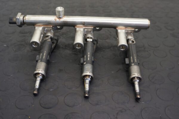 17757646346-696910c0cdec1 LISTWA WTRYSKOWA PEUGEOT 308 CITROEN C3 1,2THP 9811353880 9822715980