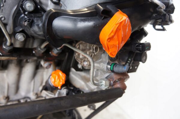 SILNIK ENGINE CITROEN PEUGEOT C3 II 208 1,4 E-HDI 8H01 8HR 10FDCG