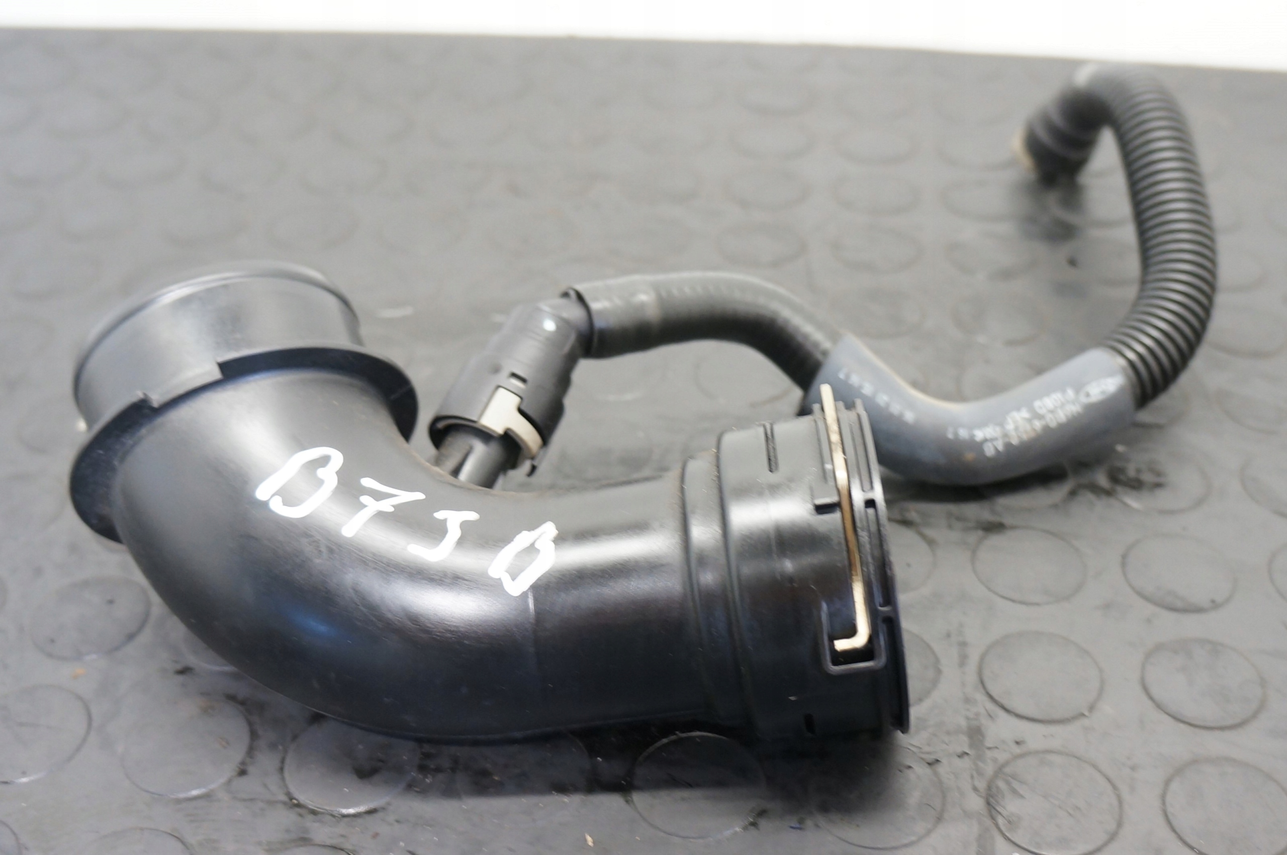 RURA POWIETRZA DOLOT FIESTA MK4 1,0 ECOBOOST H6BG-6758-AB