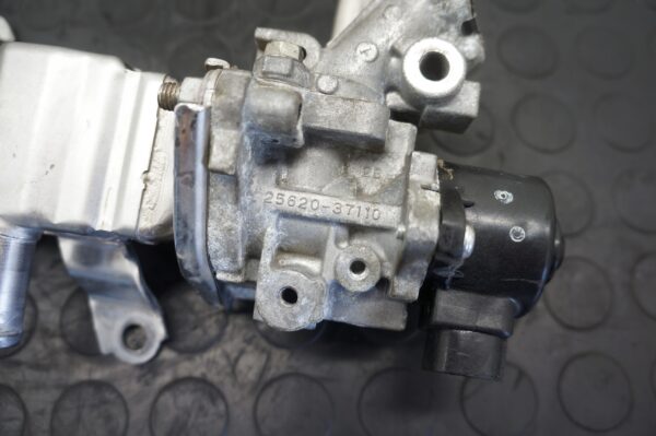 17774480151-69690f6648c12 CHŁODNICA SPALIN EGR TOYOTA PRIUS AURIS 1.8 HYBRYDA 25601-37010 25620-37110