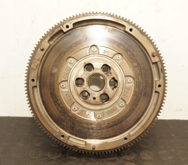 KOŁO DWUMASOWE VW GOLF VI A4 B8 PASSAT B7 2,0 TDI 228900280