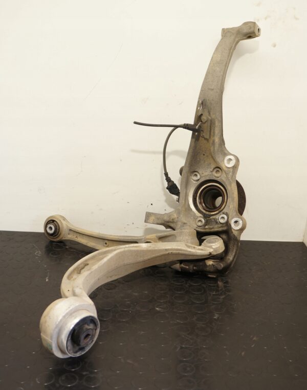 ZWROTNICA PRAWA A4 B8 B8 A6 C7 Q5 2,0 TDI 8K0407241Q