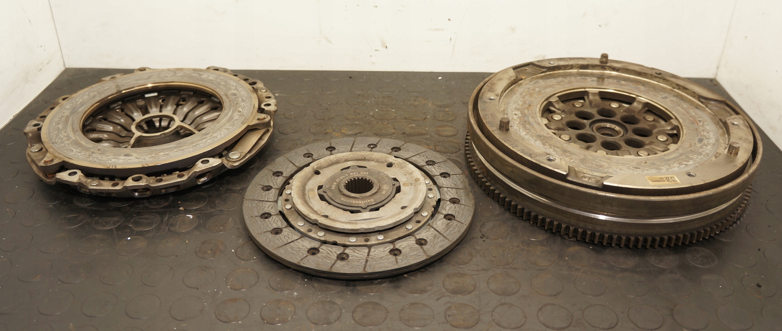 SPRZĘGŁO DWUMAS BMW 1 2 3 4 5 X3 X4 MINI 2.0D 764123302 8605090 7641232