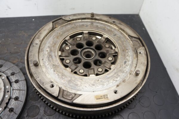 17776936088-69690efd14ff7 SPRZĘGŁO DWUMAS BMW 1 2 3 4 5 X3 X4 MINI 2.0D 764123302 8605090 7641232