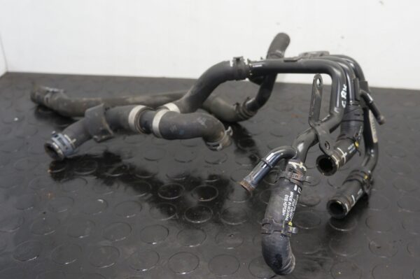 MAGISTRALA WODY RURKI VW GOLF T-ROC SEAT LEON AUDI A3 1,6TDI 04L121064AC