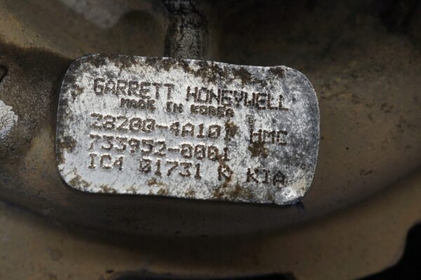 TURBOSPRĘŻARKA TURBO KIA HYUNDAI H1 SORENTO 2,5 CRDI 733952-0001
