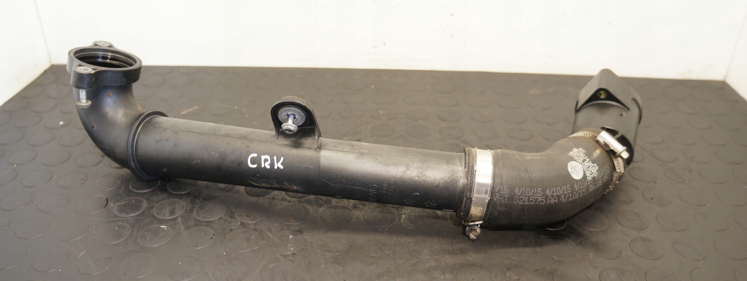 17834261340-6969371e73a31 RURA INTERCOOLERA VW GOLF T-ROC SEAT LEON AUDI A3 1,6TDI 04L145762E