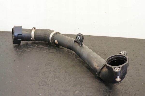 17834261340-69693720cc751 RURA INTERCOOLERA VW GOLF T-ROC SEAT LEON AUDI A3 1,6TDI 04L145762E