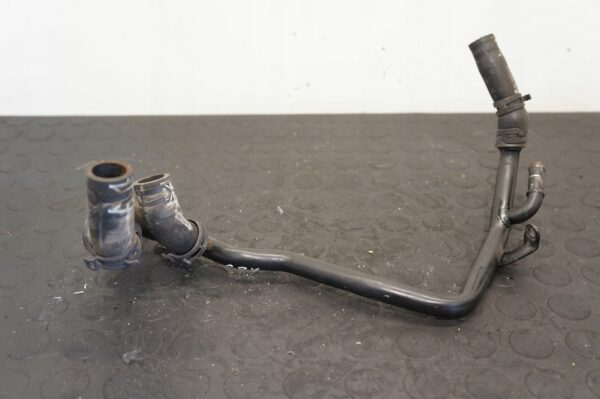 MAGISTRALA WODY RURKA VW GOLF T-ROC SEAT LEON AUDI A3 1,6TDI 04L121064T