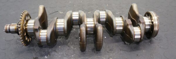 WAŁ KORBOWY TOYOTA AURIS COROLLA 1.33 1NR NOMINAŁ