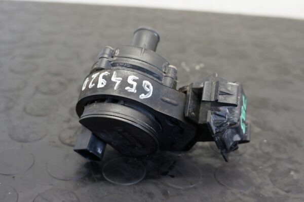 17835392572-696936886a0a3 POMPA WODY MERCEDES CLA C118 A W177 B W247 2.0 CDi A2118360028