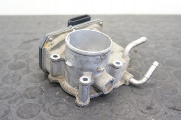 PRZEPUSTNICA TOYOTA AURIS COROLLA 1.33 1NR 22030-47010