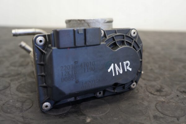 PRZEPUSTNICA TOYOTA AURIS COROLLA 1.33 1NR 22030-47010