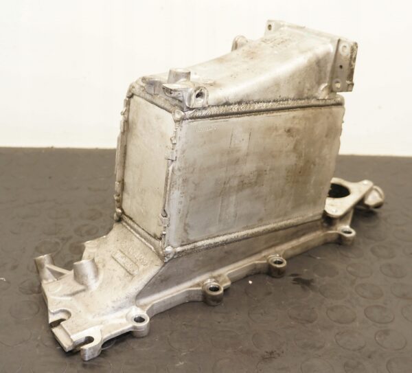 KOLEKTOR SSĄCY VW GOLF T-ROC SEAT LEON AUDI A3 1,6TDI 04L129766AC