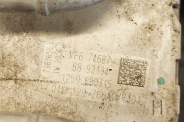 KOLEKTOR SSĄCY VW GOLF T-ROC SEAT LEON AUDI A3 1,6TDI 04L129766AC