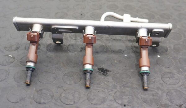 LISTWA WTRYSKOWA NISSAN MICRA K14 CLIO 1.0 TCE 175204021R 166008769R