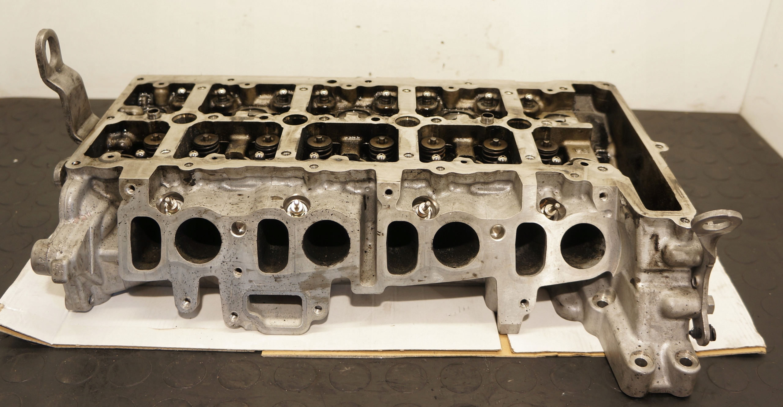 GŁOWICA BMW 1 F20 3 F 30 5 F10 2.0D 781260303