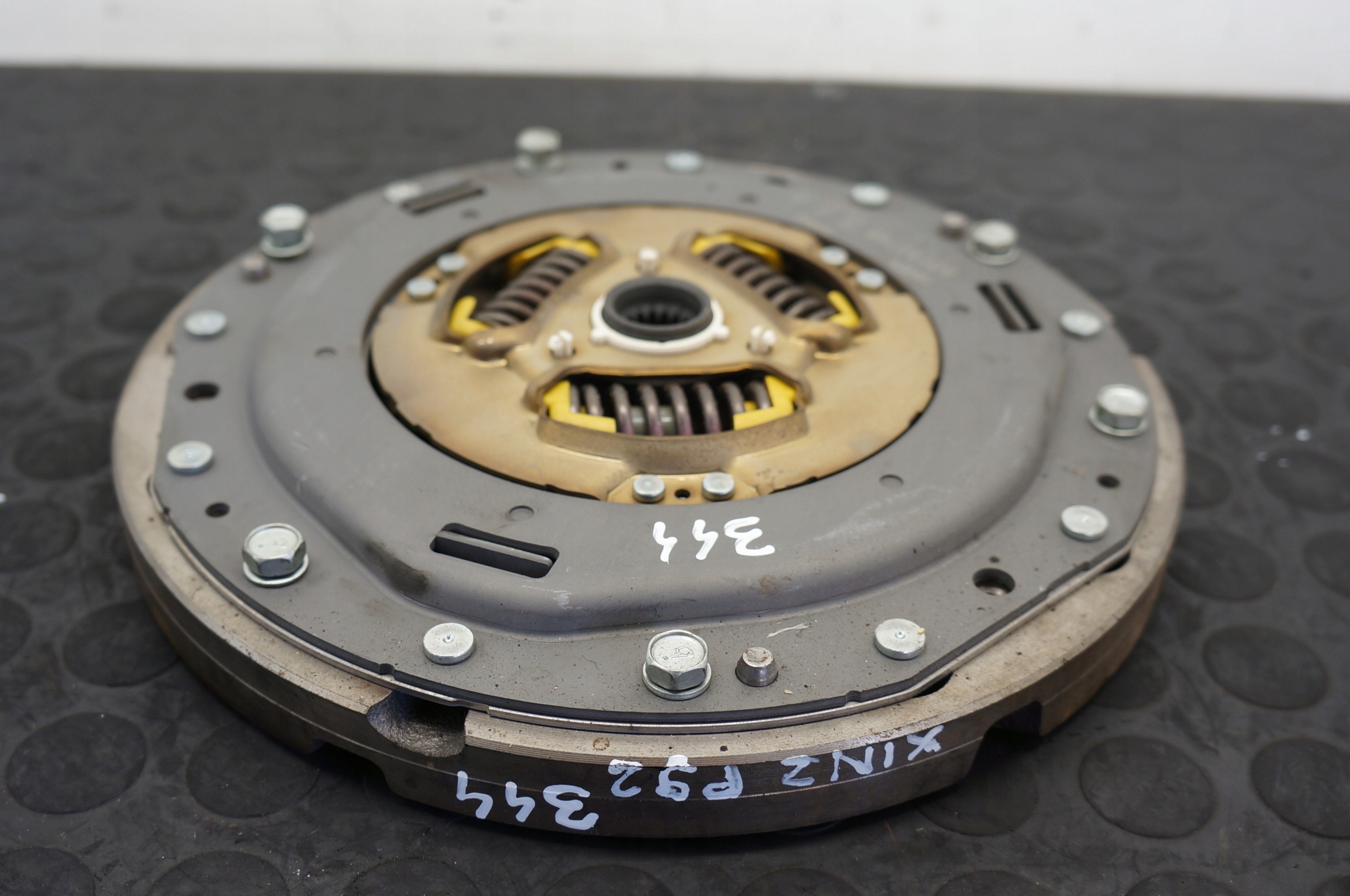 SPRZĘGŁO TOYOTA YARIS III PRIUS 1,5 HYBRID X1NZ 22030-47040