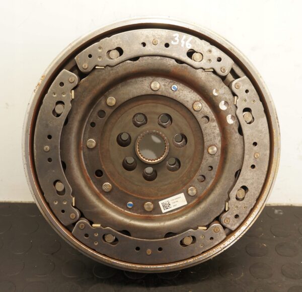 KOŁO DWUMASOWE RENAULT MEGANE IV TALISMAN CLIO 1,5BLUE DCI 123105630R