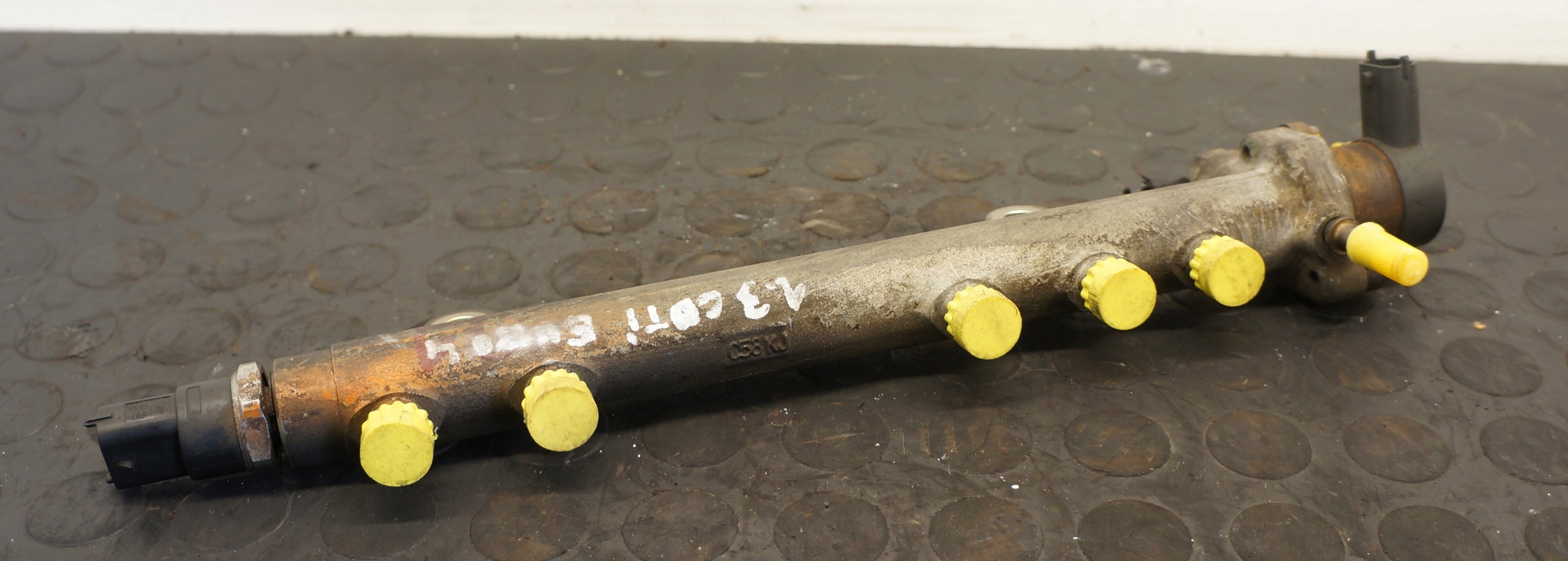 LISTWA WTRYSKOWA FIAT DOBLO OPEL COMBO CORSA MERIVA 1,3 CDTI 0445214044