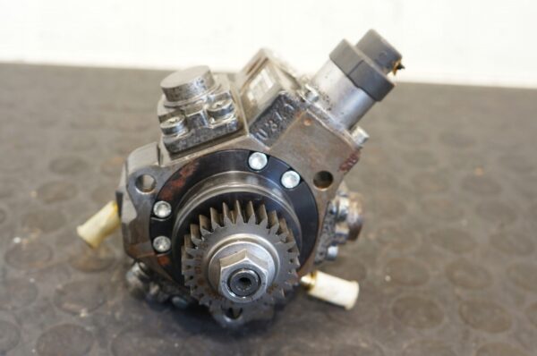 POMPA WTRYSKOWA RENAULT TRAFIC III QASHQAI VIVARO B 1,6 DCI 0445010404