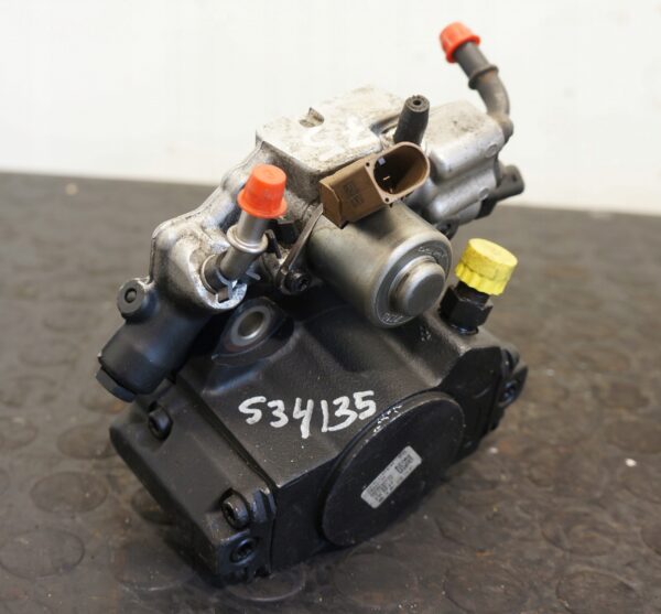 POMPA WTRYSKOWA MERCEDES C W 204 E W212 2.2 CDI A6510701601