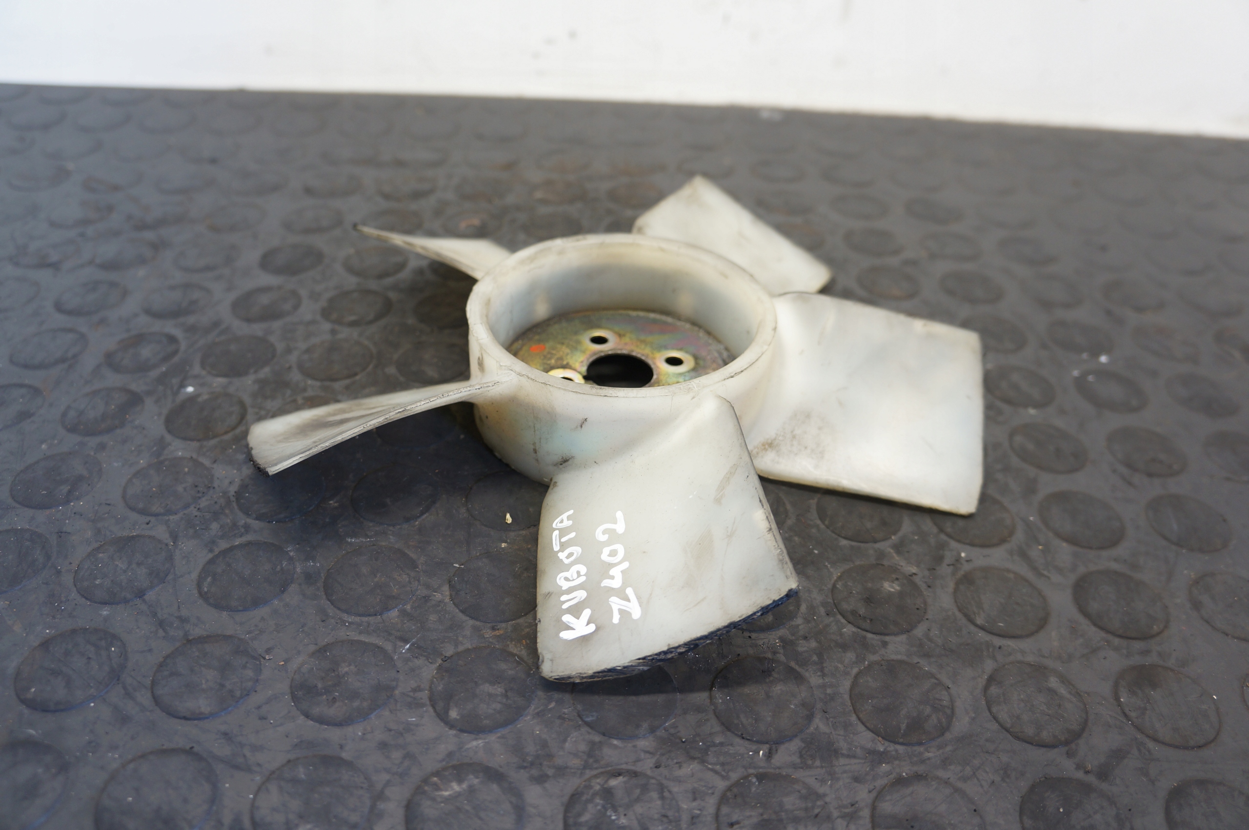 17892044348-696933fe66f09 WENTYLATOR CHŁODNICY AIXAM MICROCAR KUBOTA 0.4D Z402