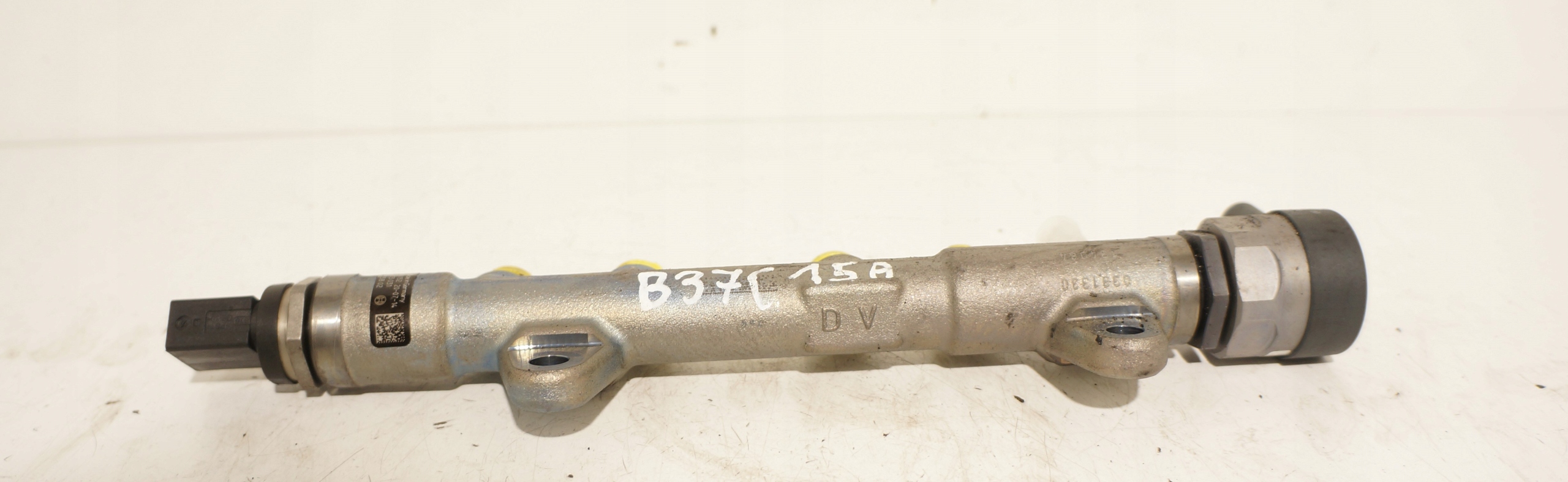 LISTWA WTRYSKOWA BMW F20 F48 X1 X2 1,5 D B37 0445213031 8579238