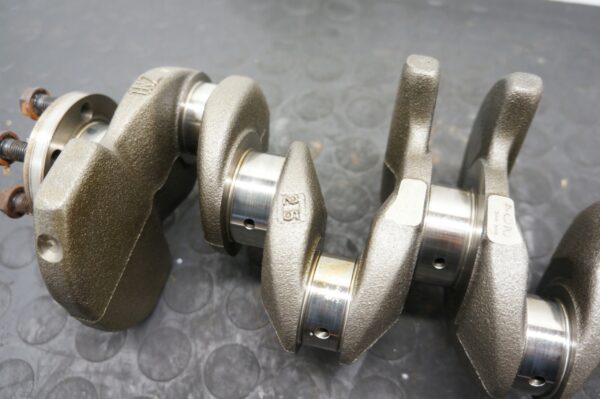 WAŁ KORBOWY TOYOTA YARIS III 1,5 HYBRID 1NZ X1NZ-P92 NOMINAŁ