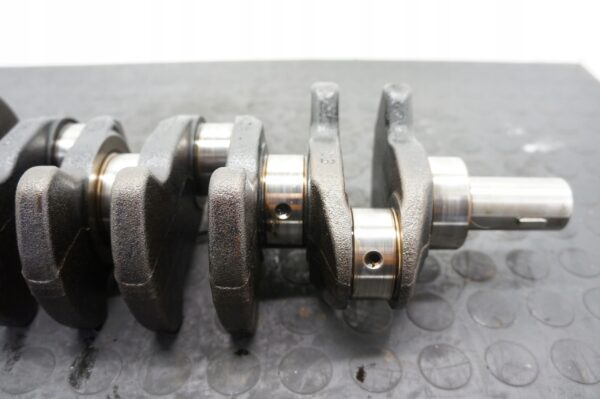 WAŁ KORBOWY MERCEDES C W203 1.8 271940 KOMPRESOR R27101