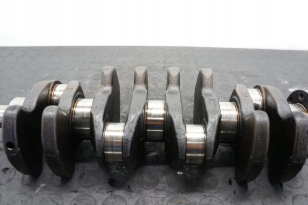 WAŁ KORBOWY MERCEDES C W203 1.8 271940 KOMPRESOR R27101