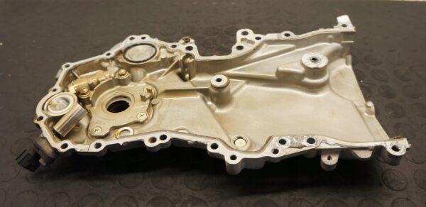 OBUDOWA ROZRZĄDU TOYOTA YARIS III 1,5 HYBRID 1NZ X1NZ-P92