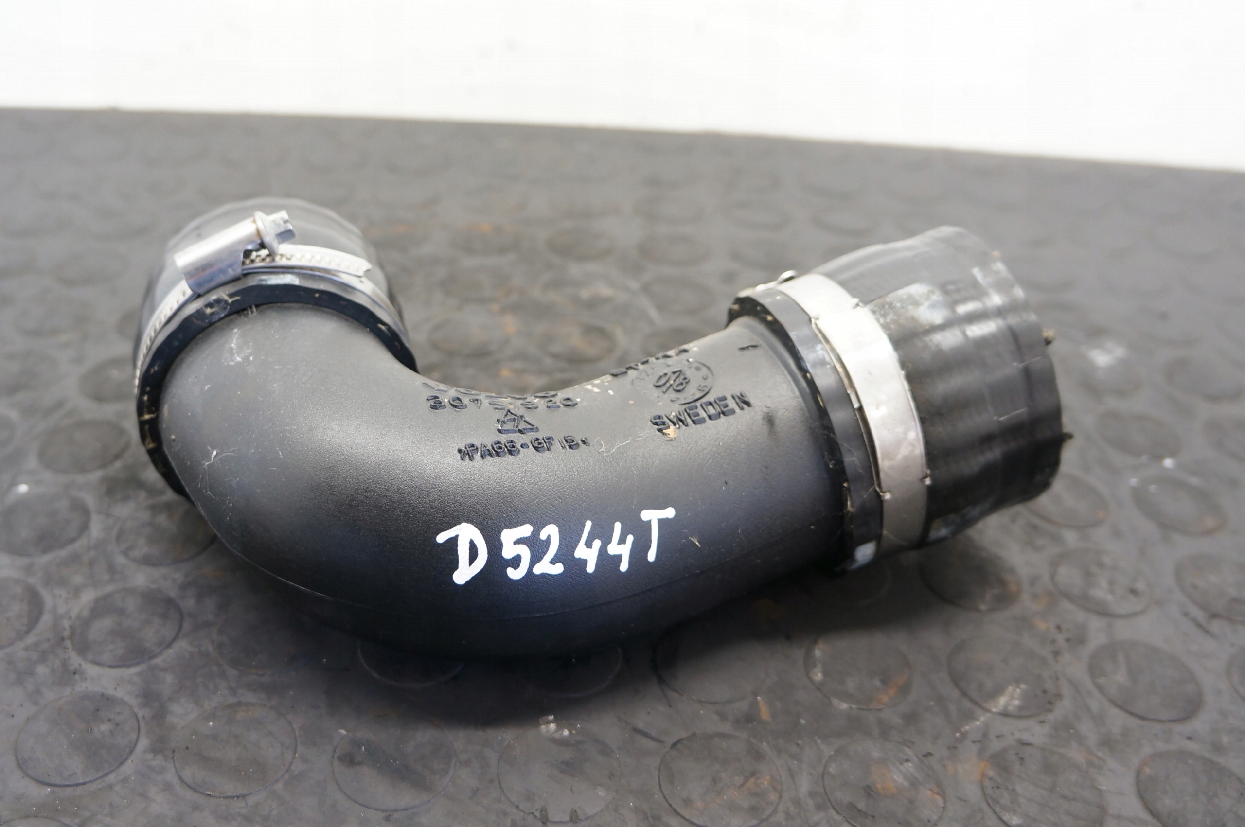 RURA DOLOTU VOLVO S60 S80 V60 2.4 D5 30751920