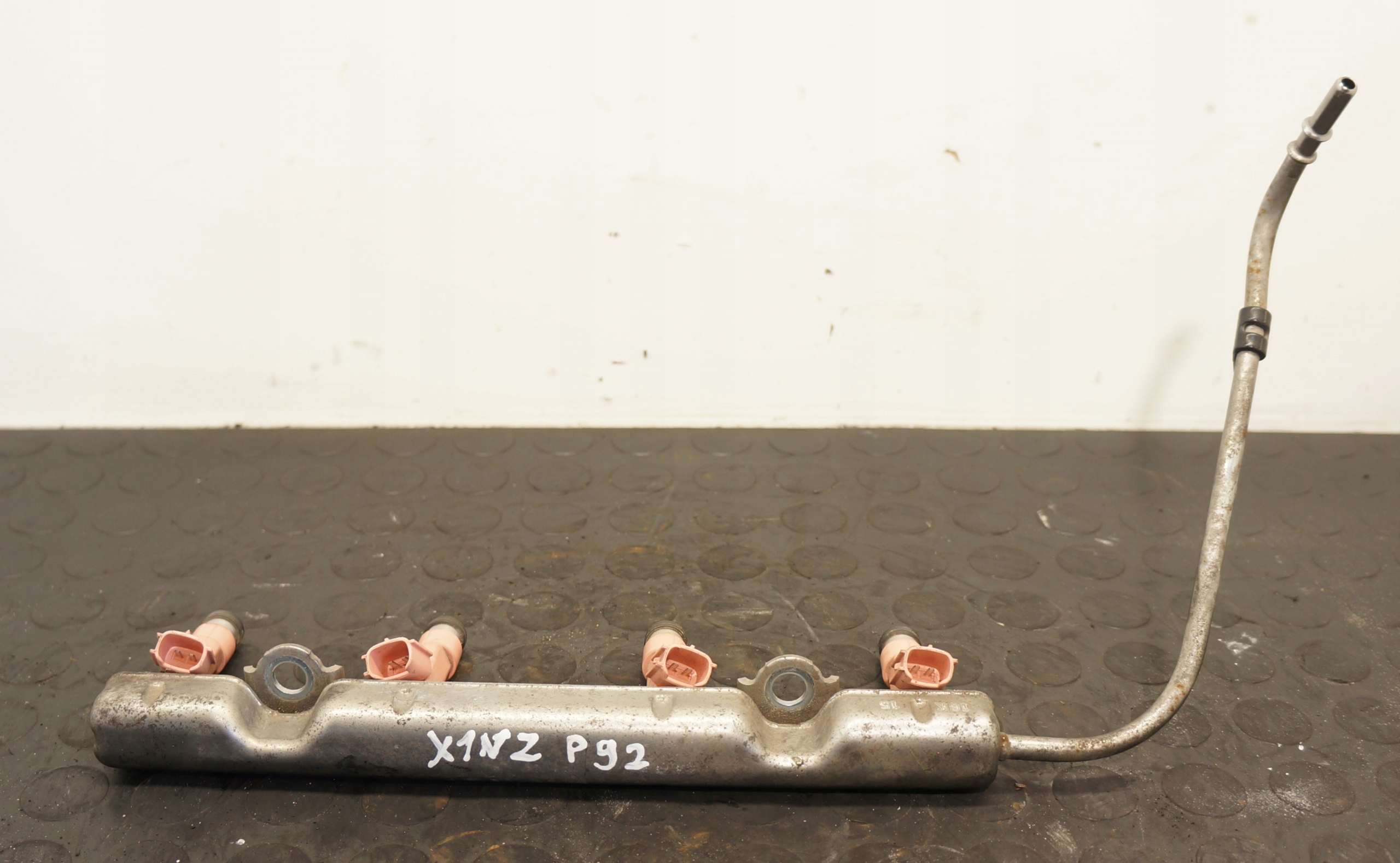 LISTWA WTRYSKOWA TOYOTA YARIS III 1,5 HYBRID 1NZ 23250-21091