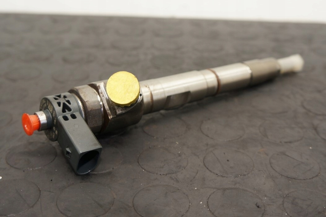 17945431884-696918962e2b4 WTRYSKIWACZ WTRYSK VW GOLF A3 PASSAT 1,6TDI 0445110473 04L130277AD