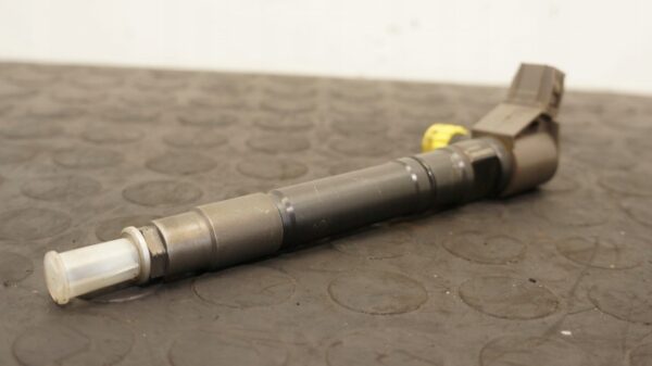 17945820548-6969187504a69 WTRYSKIWACZ WTRYSK TOYOTA LAND CRUISER HILUX 2.8 D4D 23670-11010