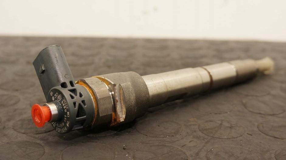 17948075641-69691863063c1 WTRYSKIWACZ WTRYSKI VW GOLF VII 2.0 TDI 0445110469 0445110468 04L130277AC