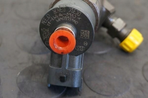 FIESTA MK7 B-MAX 1.5 TDCI 15r 75KM UGJC wtrysk wtryskiwacz 0445110489