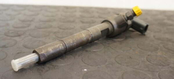 OPEL CORSA D 1.3 CDTI WTRYSK WTRYSKIWACZ 0445110325