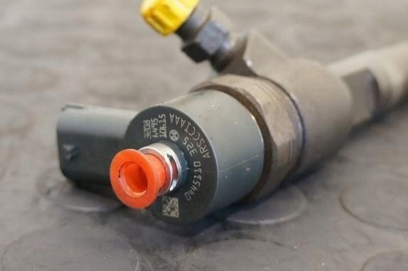 OPEL CORSA D 1.3 CDTI WTRYSK WTRYSKIWACZ 0445110325