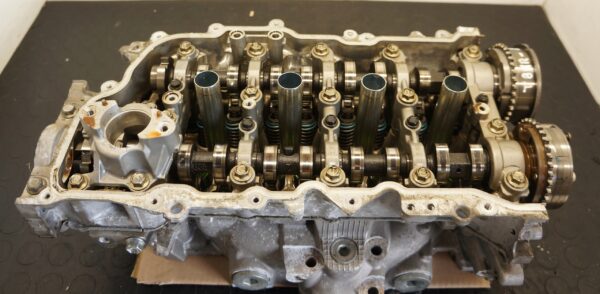 GŁOWICA TOYOTA AURIS C-HR COROLLA 1.2 VTI 8NR