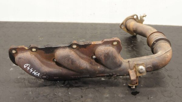 KOLEKTOR WYDECHOWY JEEP GRAND CHEROKEE WK2 3.0 CRDI 21052111G