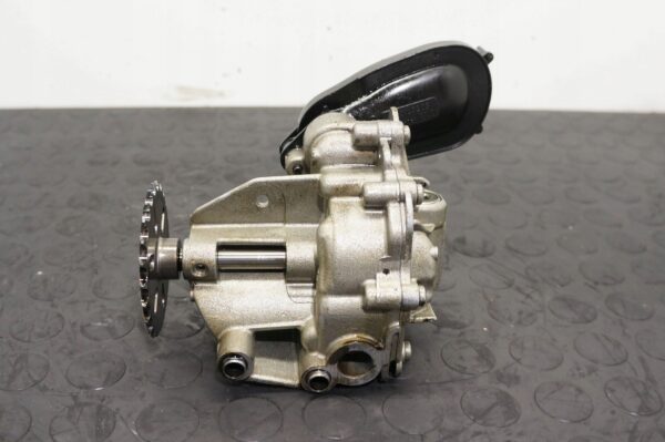 POMPA OLEJU RENAULT TRAFIC OPEL VIVARO 1,6 DCI R9M 150109063R