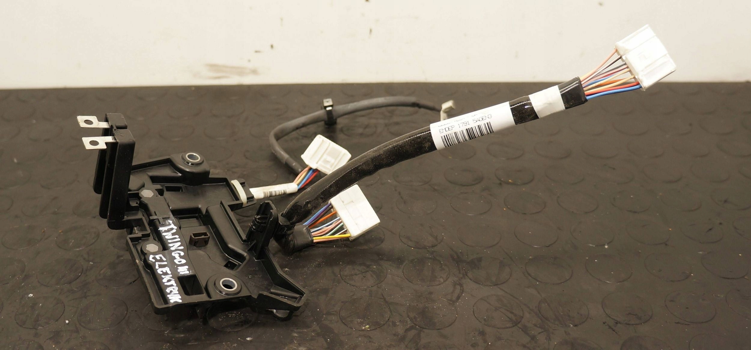 INSTALACJA WIĄZKA PRZEWODÓW Renault ZOE II Twingo III SMART 453 297450332R